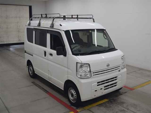 90301 Nissan Clipper van DR17V 2015 г. (MIRIVE Osaka)